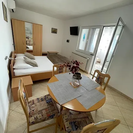 Apartment Bubi *